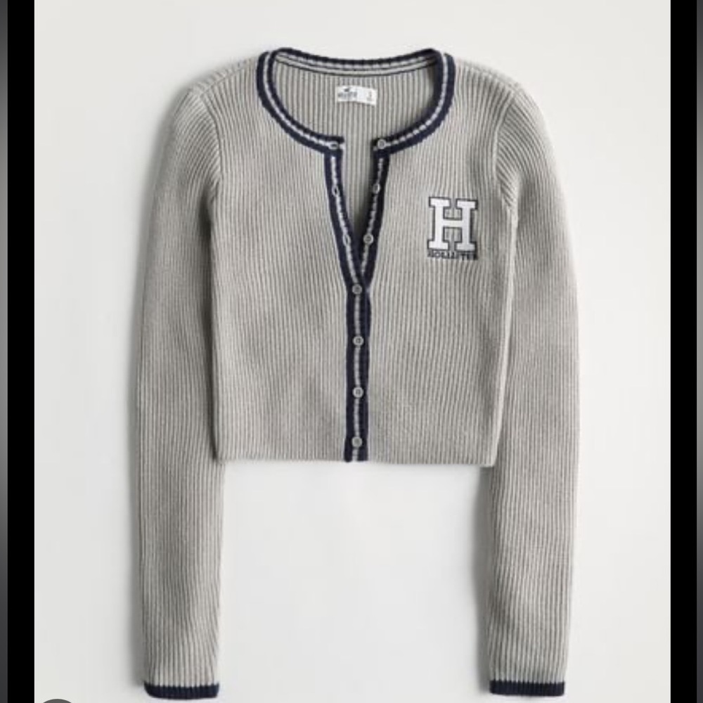 Hollister Varsity Crop Slim Cardigan